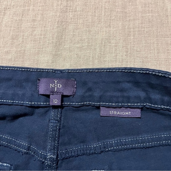NYDJ Women's Straight Leg Blue Chino Pants Size 12 Lift Tuck Business Casual - Picture 5 of 8